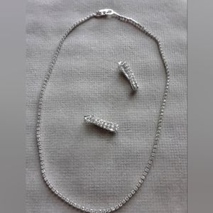 Costume jewelry necklace and earings